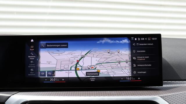 BMW 3-SERIE Touring 330i M-Sport | Adaptieve Cruise Control | Shadow-Line | Achteruitrijcamera | HiFi