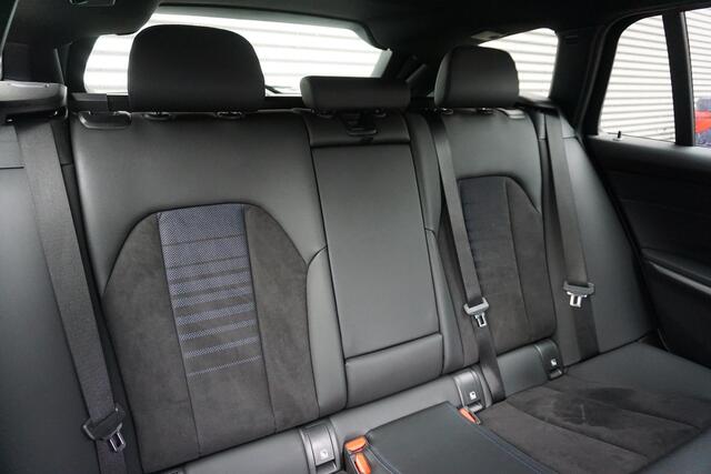 BMW 3-SERIE Touring 320i High Executive