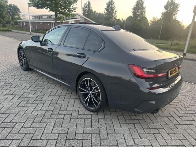 BMW 3-SERIE 330e High Executive|pano|laser|vol!