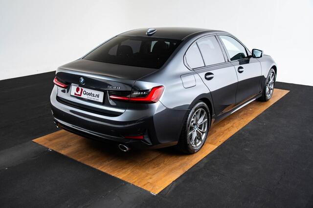 BMW 3-SERIE 330i High Executive Sport Line - Elektrisch verwarmde voorstoelen - HiFi - PDC voor/achter - Active Cruise Control - Active Guard Plus - Automatisch dimmende binnenspiegel - LED mistlampen voor -