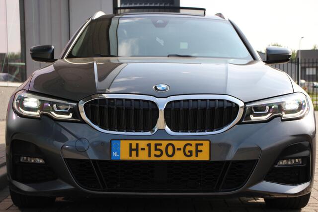 BMW 3-SERIE Touring 330i High Executive Edition | M-sport | Pano. | Leder | Hifi | Dealer onderhouden