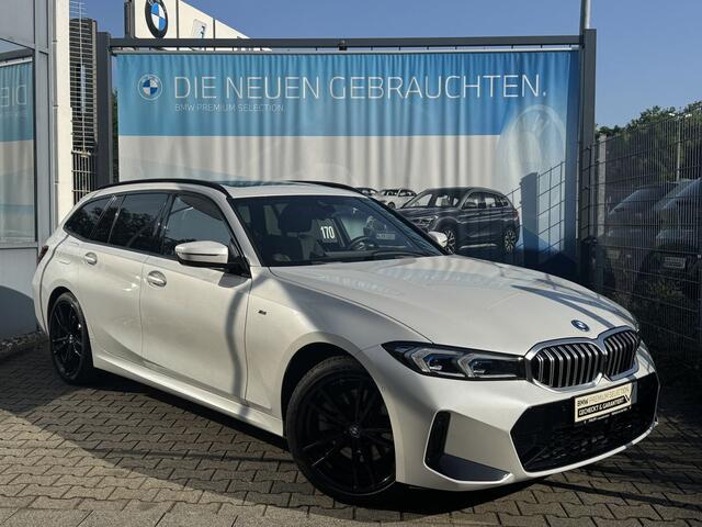 BMW 3-SERIE Touring 330e M-SPORT ** LED, NAVI+, LEDER, PAMORAMA, ACC, TREKH, 19-inch LMV ** 1e EIG - UNFALLFREI ** ** INFORMEER OOK NAAR ONZE AANTREKKELIJKE FINANCIAL-LEASE TARIEVEN **