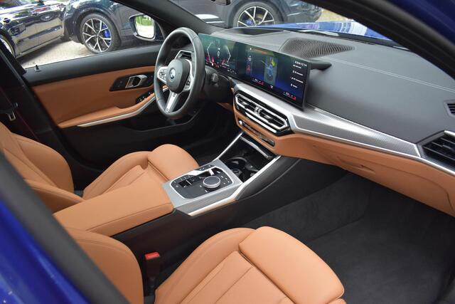 BMW 3-SERIE Touring 330e M-Sport Pro Pano ACC Elc Stoelen Camera Apple