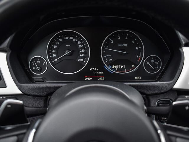 BMW 3-SERIE 320i CENTENNIAL HIGH EXECUTIVE | 184PK | LED | NL-AUTO | SCHUIF-/-DAK | 19INCH. | PROF. NAVI | STOELVERWARMING | PDC | LEDER