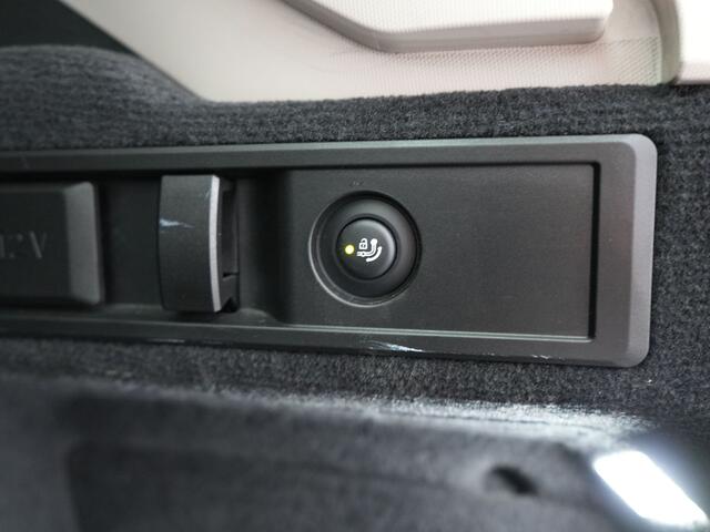 BMW 3-SERIE Touring 330e Sportline Plug In Hybrid 293pk PHEV | Trekhaak af Fabriek | Laser LED | Head Up | Lederen Sportstoelen Verwarmd | Harman Kardon | Apple Carplay | Keyless |