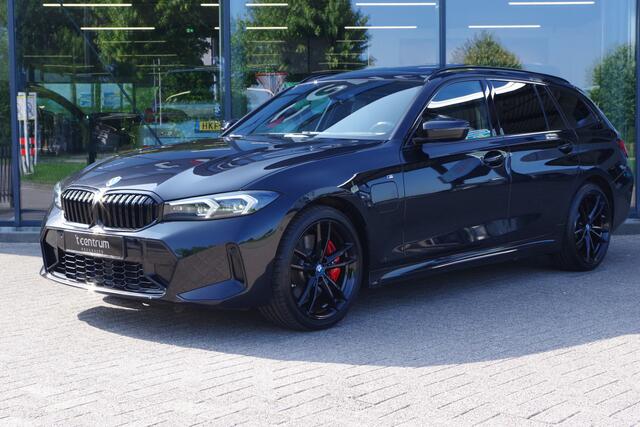 BMW 3-SERIE Touring 330e xDrive 293 PK M-Sport Pro, Panoramadak, Elek. Trekhaak, Camera