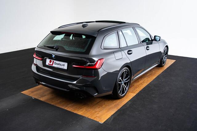 BMW 3-SERIE Touring 330i Executive Edition M Sport - Trekhaak - Panoramadak - Head up - Parking/Driving Assistant - Active Guard Plus - Harman Kardon - Comfort Access - Elektrisch verwarmde voorstoelen -