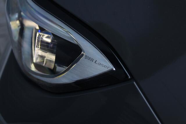 BMW 3-SERIE Touring 330i M sport | H&K | HUD | Pano | High Executive