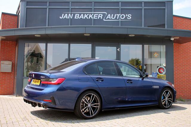 BMW 3-SERIE 330i High Executive ? SPORT ? 360 cam ? Trekhaak ? 19inch