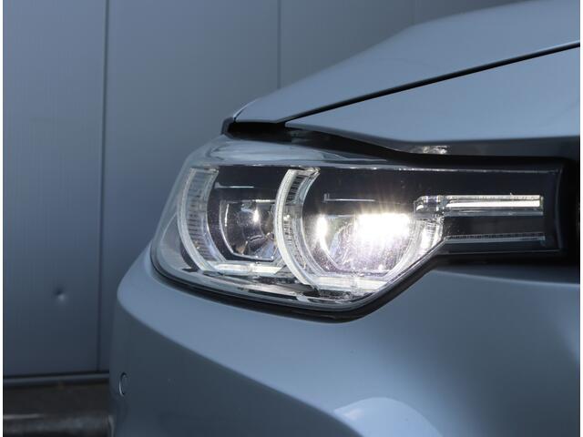 BMW 3-SERIE Touring 318i M Sport | Trekhaak | Leder | Keyless | Org. NL