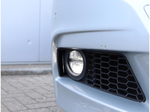BMW 3-SERIE Touring 318i M Sport | Trekhaak | Leder | Keyless | Org. NL
