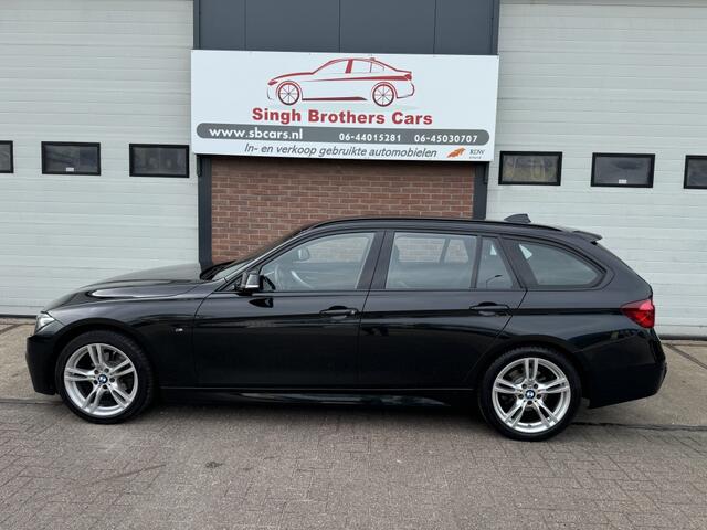 BMW 3-SERIE 318i M-SPORT AUT C PLAY NAP XEN TREKHAAK!!!!