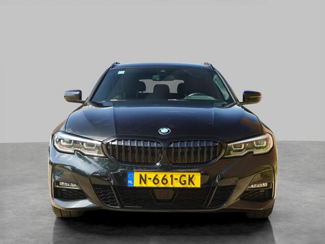BMW 3-SERIE Touring 320i High Executive Edition