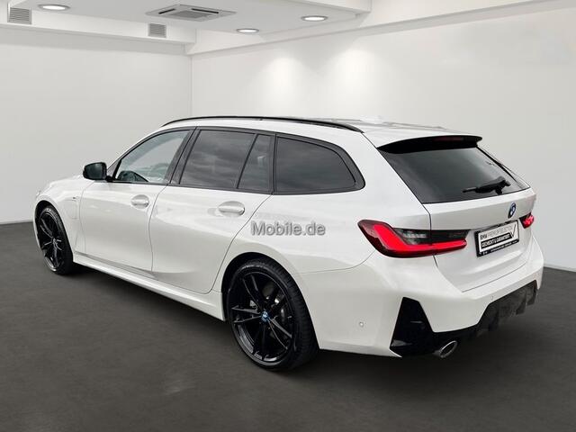 BMW 3-SERIE Touring 330e M-SPORT ** LED, NAVI+, LEDER, PAMORAMA, ACC, TREKH, 19-inch LMV ** 1e EIG - UNFALLFREI ** ** INFORMEER OOK NAAR ONZE AANTREKKELIJKE FINANCIAL-LEASE TARIEVEN **