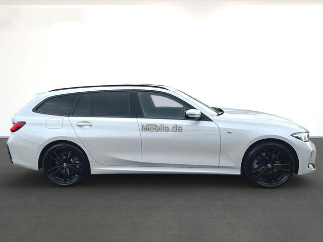 BMW 3-SERIE Touring 330e M-SPORT ** LED, NAVI+, LEDER, PAMORAMA, ACC, TREKH, 19-inch LMV ** 1e EIG - UNFALLFREI ** ** INFORMEER OOK NAAR ONZE AANTREKKELIJKE FINANCIAL-LEASE TARIEVEN **