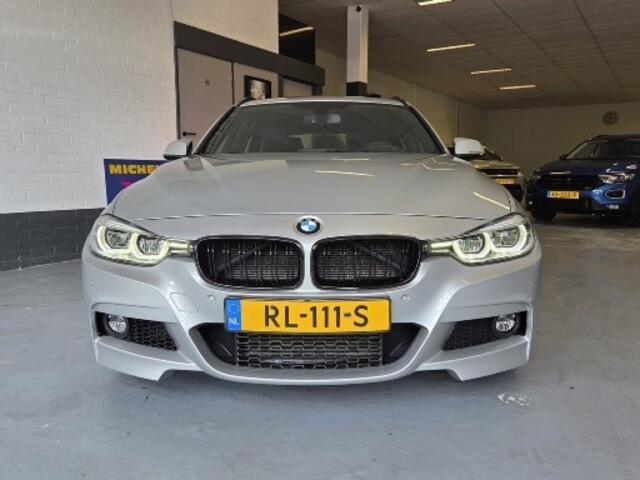 BMW 3-SERIE 318i M sport