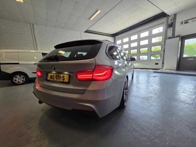 BMW 3-SERIE 318i M sport
