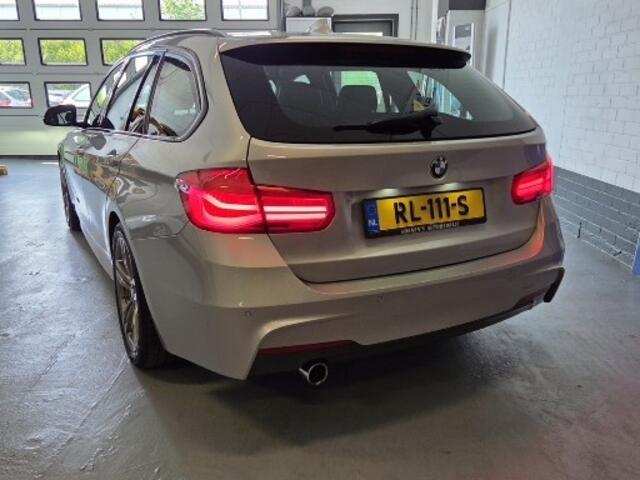 BMW 3-SERIE 318i M sport