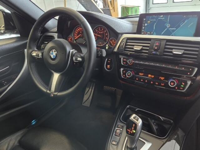 BMW 3-SERIE 318i M sport