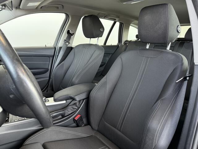 BMW 3-SERIE 318i CL. Executive/Navi/Trekhaak/HarmanKardon