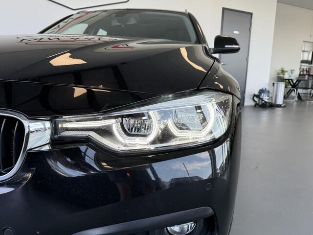 BMW 3-SERIE 318i CL. Executive/Navi/Trekhaak/HarmanKardon