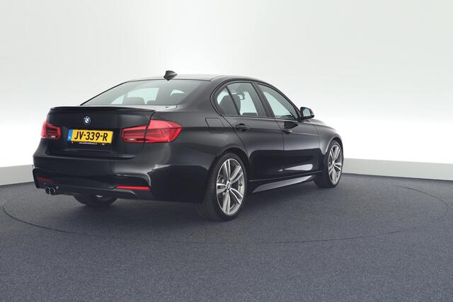 BMW 3-SERIE 330e 252pk Automaat M-Pakket Navigatie Cruise Control Climate Control