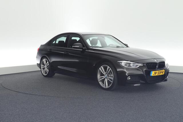 BMW 3-SERIE 330e 252pk Automaat M-Pakket Navigatie Cruise Control Climate Control