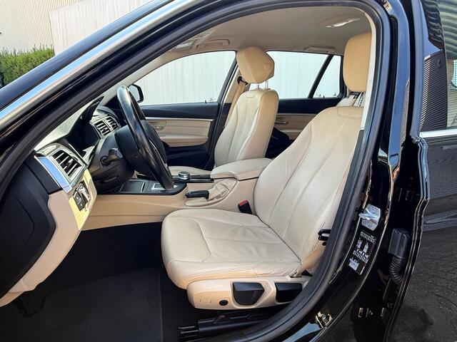 BMW 3-SERIE Touring 318i Luxury Edition Leder/ trekhaak