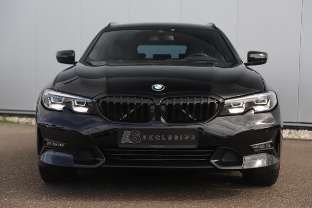 BMW 3-SERIE Touring 318i M Sport Shadowline Automaat 18 inch LED Half Leder Navigatie Carplay Android Sfeerverlichting Getint Glas Clima Cruise Parkeersensor
