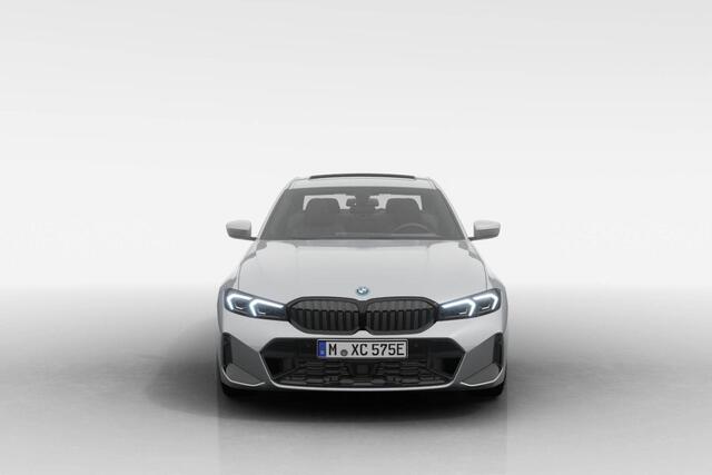 BMW 3-SERIE Sedan 330e | M Sport Pro | Comfort Pack | Active Cruise Control | Elektrisch bediend glazen schuif-/kanteldak