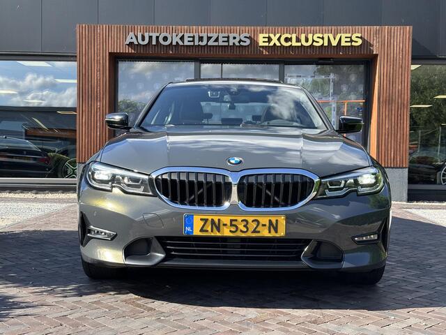 BMW 3-SERIE 320i High Executive Edition Schuifdak HeadUp Leer Cruise Harman/Kardon 18''LM