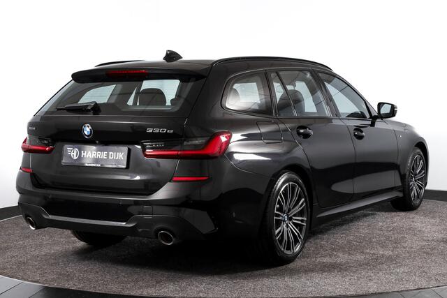 BMW 3-SERIE Touring 330e 292 PK xDrive High Executive M-Sport - Automaat | Dig. Cockpit | Cruise | Stoelverw. | PDC | 360 Camera | NAV + App. Connect | ECC | Elek. Klep | DAB | LM 18" | 8487