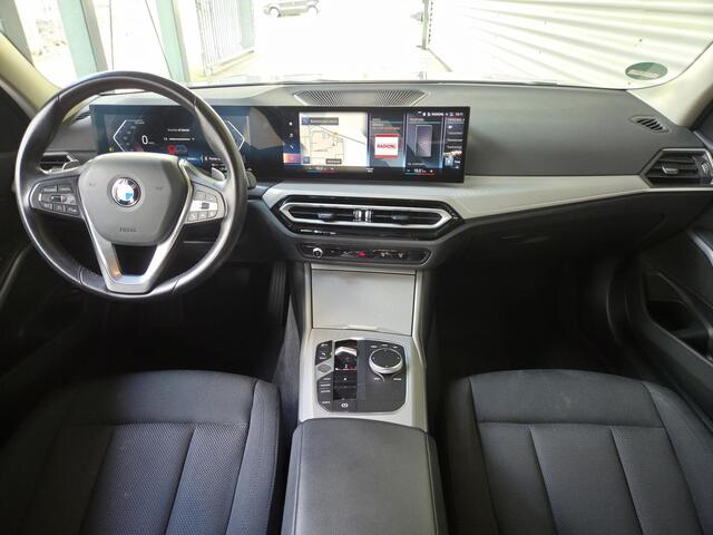 BMW 3-SERIE Touring 318i