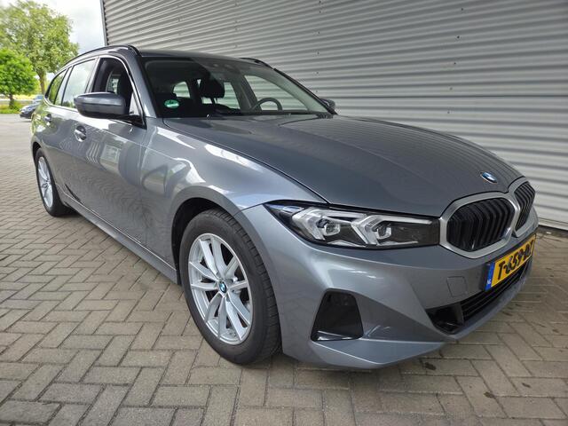 BMW 3-SERIE Touring 318i