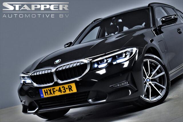 BMW 3-SERIE Touring 330e 292pk Sportline 1eEig. Dealer OH Carplay/Sportstoelen/Virtual/Navi/Led/H.Leer/Stoelverw./Pdc/Lmv''