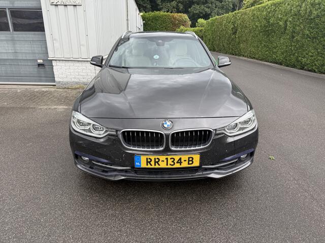 BMW 3-SERIE Touring 320d High Executive Sportline