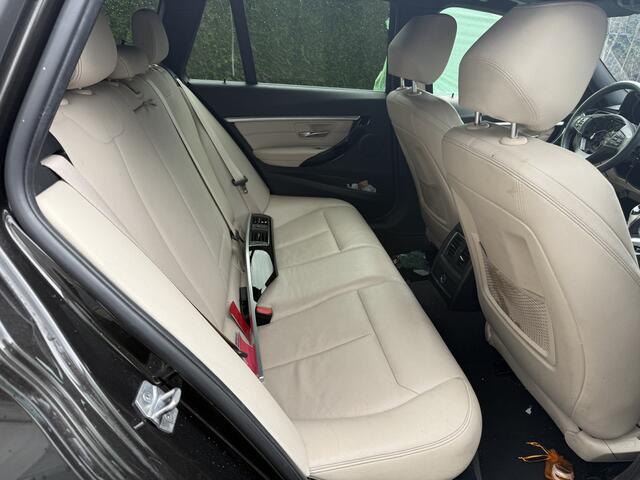 BMW 3-SERIE Touring 320d High Executive Sportline