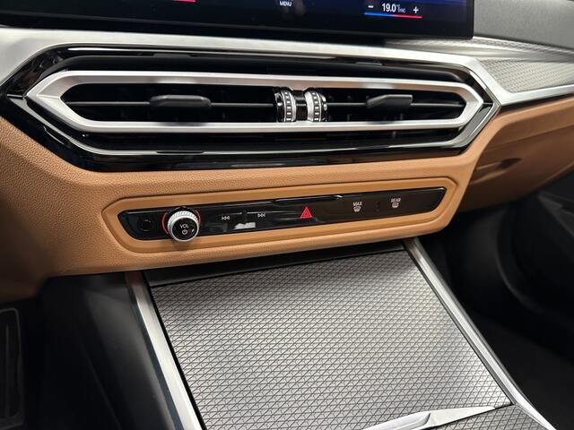 BMW 3-SERIE 330e xDrive M-Sport | Cognac bekleding | Panoramadak | Head-up-D