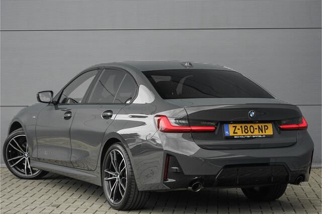 BMW 3-SERIE 318i M-Sport Shadow Individual Schuifdak HiFi 19"