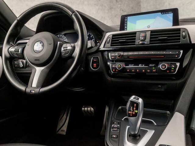 BMW 3-SERIE Touring 318i M Sport Shadow Automaat (GROOT NAVI, M PAKKET, VIRTUAL COCKPIT, CAMERA, STOELVERWARMING, LEDEREN SPORTSTOELEN, GETINT GLAS, ELEK ACHTERKLEP, NIEUWE APK, NIEUWSTAAT)