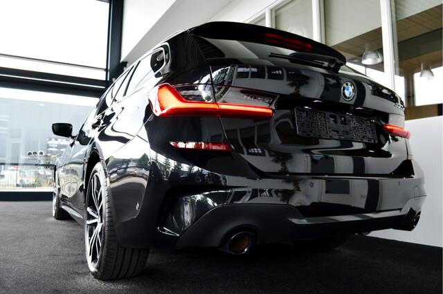 BMW 3-SERIE Touring 330e Hybride M-Sportedition | Zeer compleet !