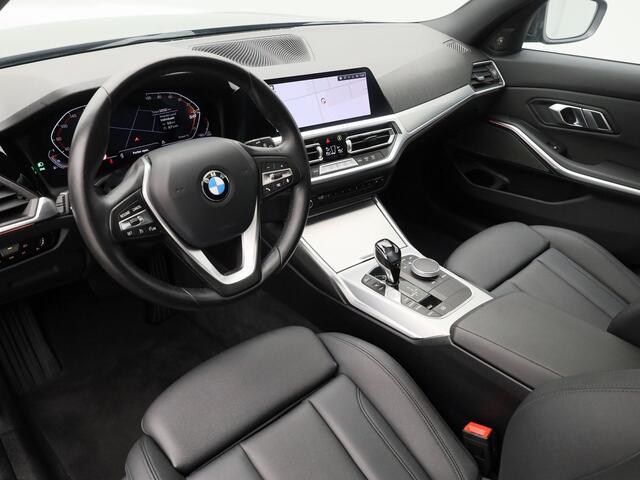BMW 3-SERIE 318i Business Edition Plus | PANO | CAMERA
