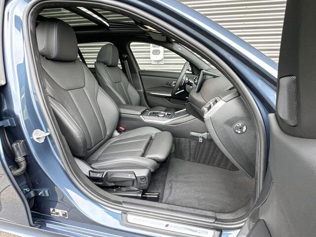 BMW 3-SERIE Touring 330e M Sportpakket Pro / Innovation Pack / Comfort Pack / Panoramadak / Trekhaak