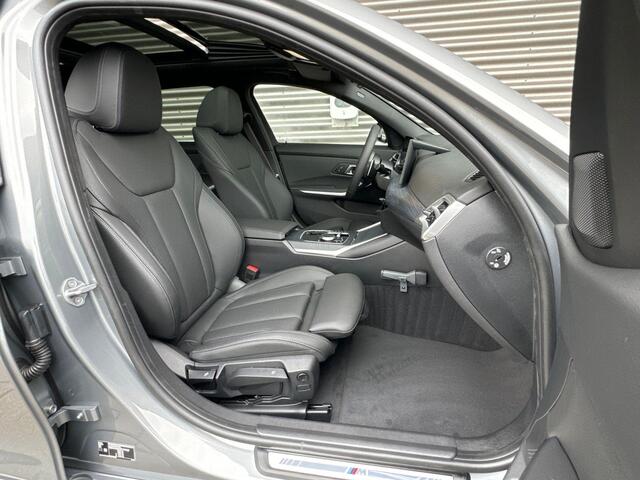 BMW 3-SERIE Touring 330e M Sportpakket Pro / Innovation Pack / Comfort Pack / Panoramadak / Trekhaak