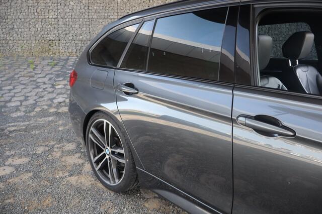 BMW 3-SERIE 320i M Sport | Geen import | Trekhaak | Pano Dak | Camera | Deal