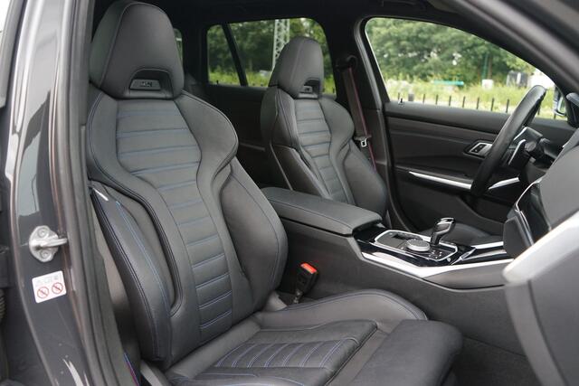BMW 3-SERIE Touring 330e M Sport DRAVITGRAU Panodak M-Stoelen Laser Memory Head up