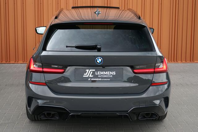 BMW 3-SERIE Touring 330e M Sport DRAVITGRAU Panodak M-Stoelen Laser Memory Head up