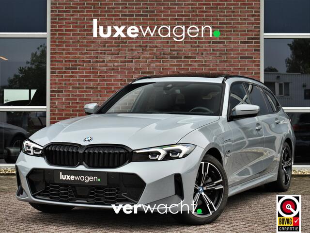 BMW 3-SERIE Touring 330e xDrive M-Sport Pano ACC Trekh HUD HiFi Leder Brooklyngrau!