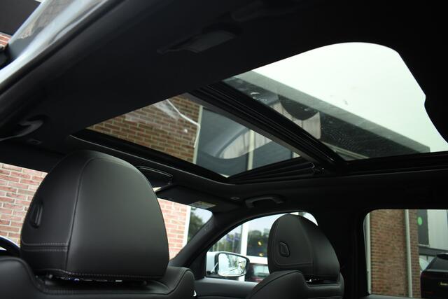 BMW 3-SERIE Touring 330e xDrive M-Sport Pano ACC Trekh HUD HiFi Leder Brooklyngrau!
