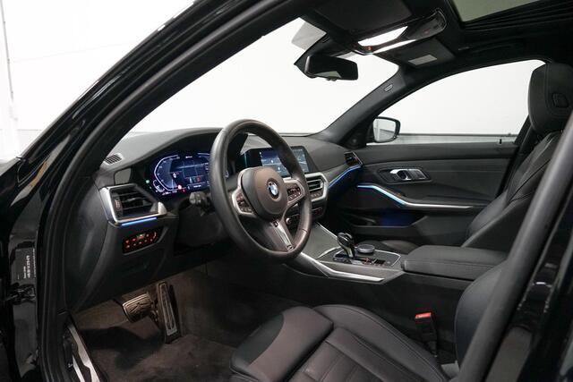 BMW 3-SERIE 330e xDrive M-Sport | Schuifdak | Harman Kardon | Adapt. Onderstel